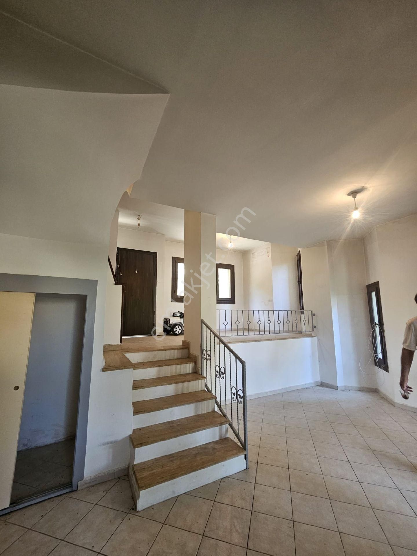 Mugla.milas.kıyıkışlacık’ta İasos Tatil Sitesinde Sahilde Satılık Villa - Görsel 9