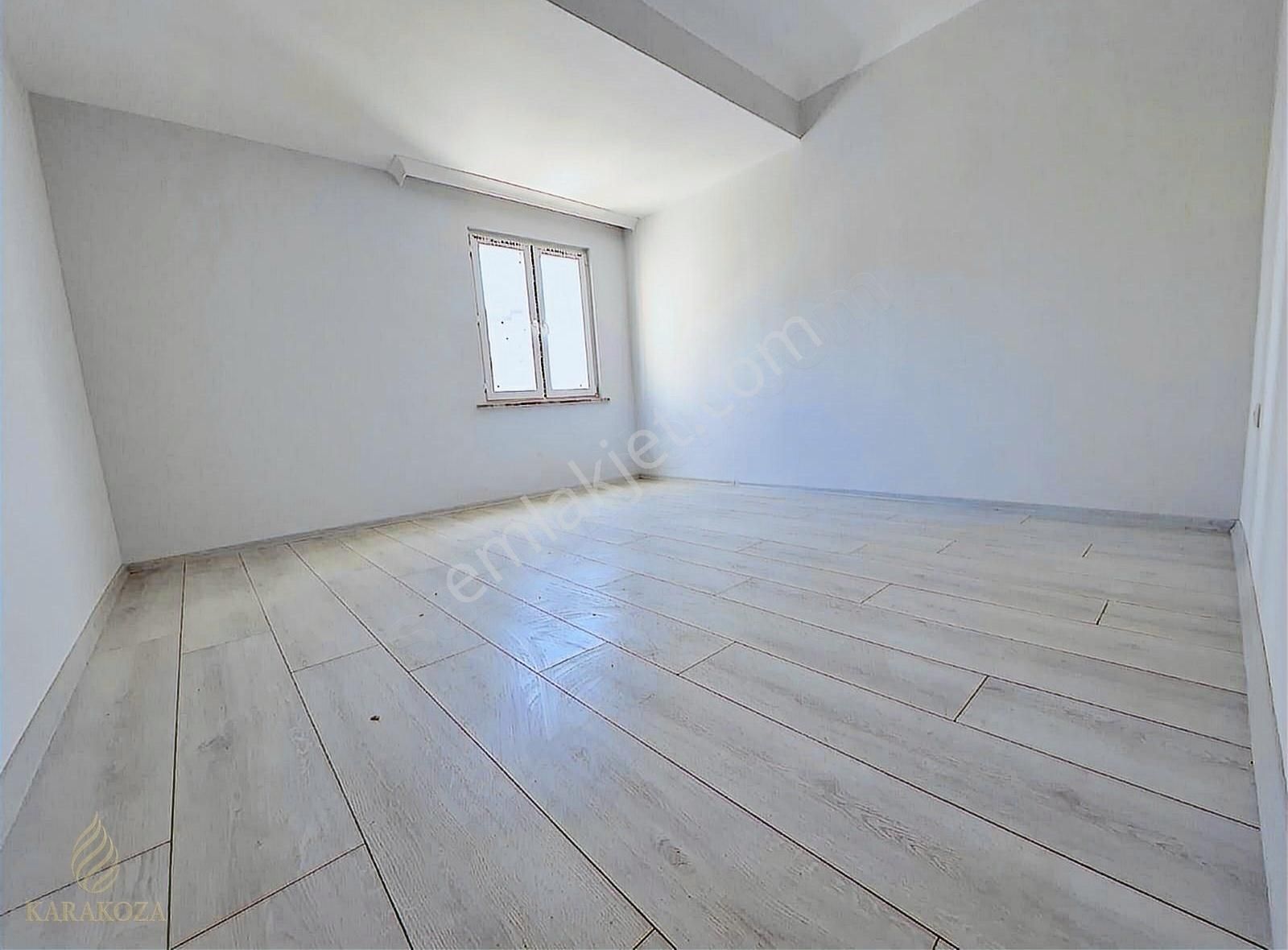 Çekmeköy Sultançiftliği Mah. 4 Yıllık Binada Sıfır 2+ 1 Daire - Görsel 9