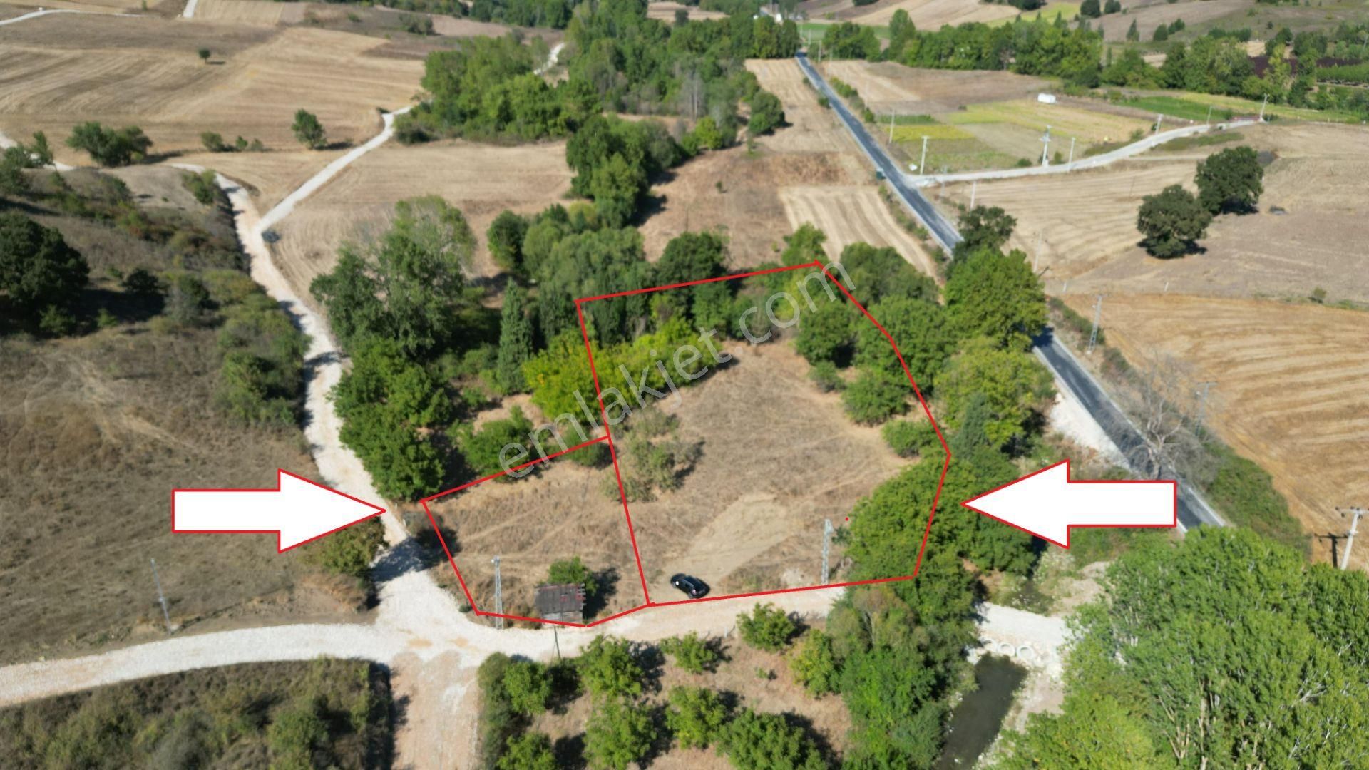 Kocaeli Karamürsel Kızderbent 3.459 M² %5 İmarlı Yola Cephe Satılık Tarla