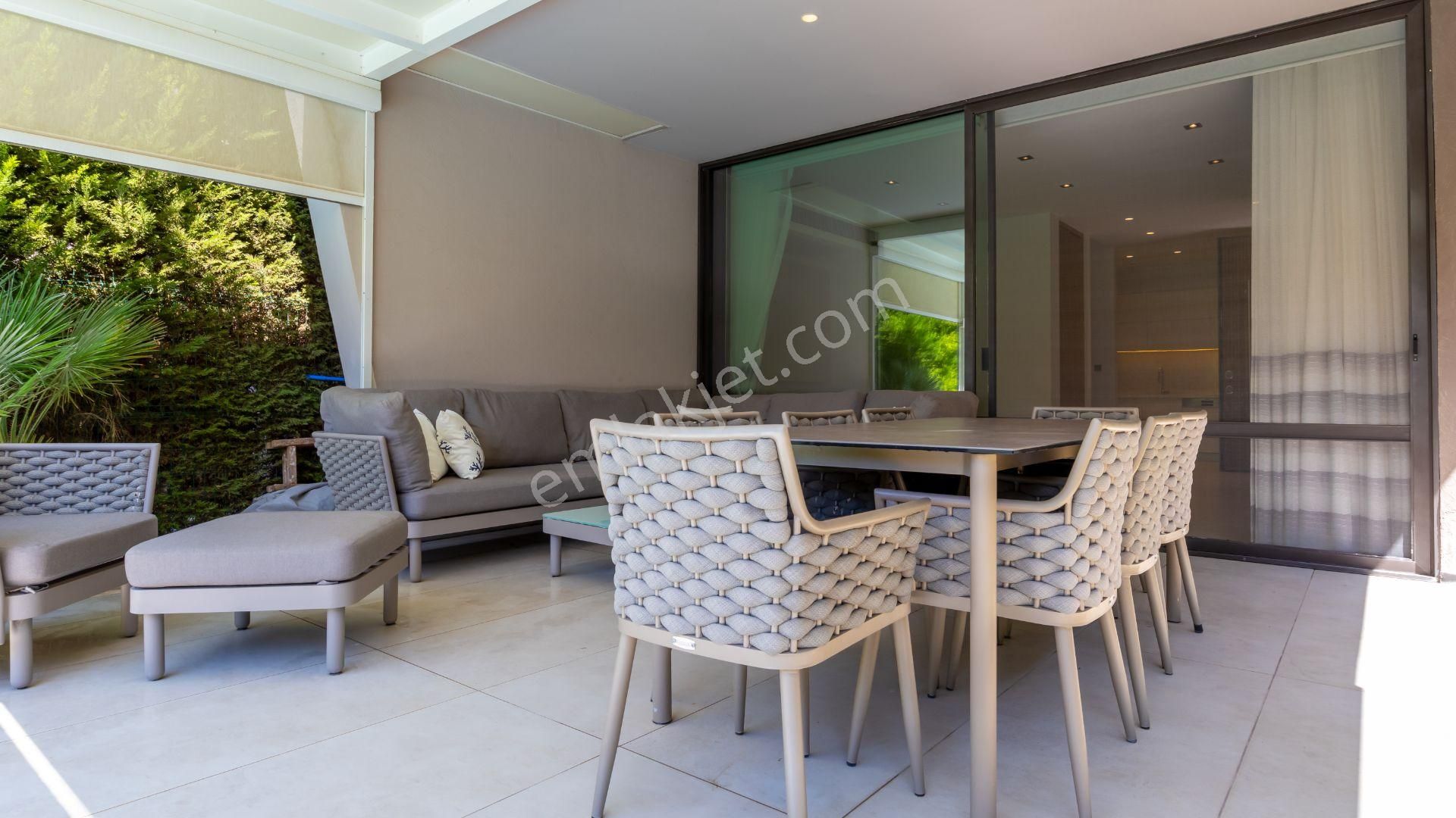 Çeşme Ayayorgide Özel Havuzlu, Bahçeli, Müştemilatlı Lüks Villa - Görsel 6