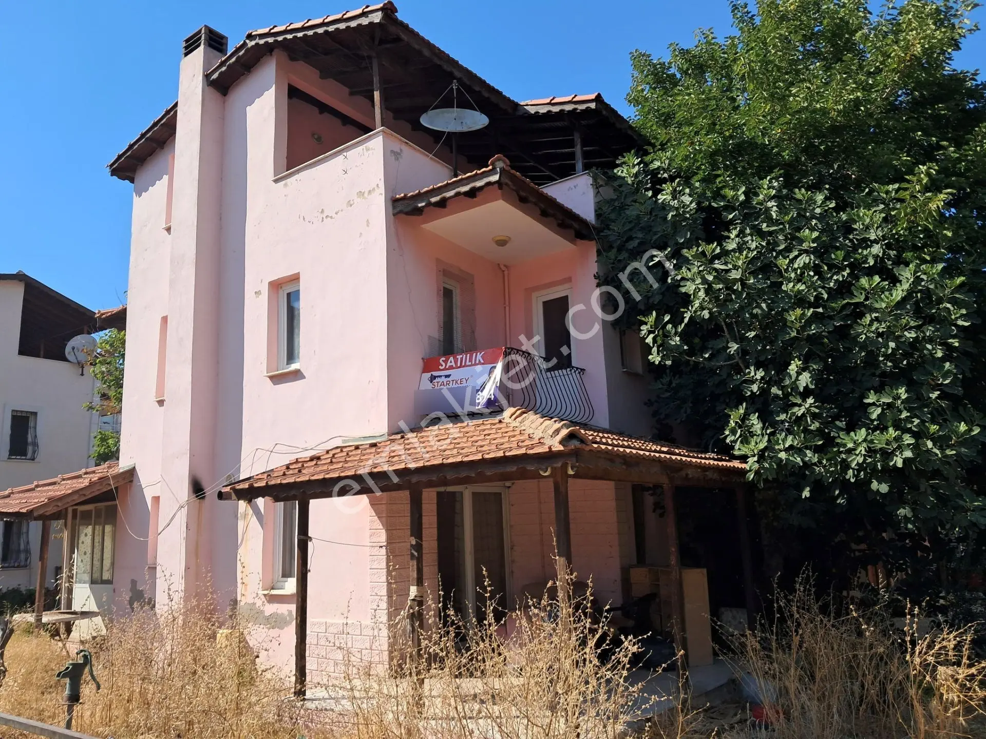 Yenifoça Merkezde Tam Müstakil, Bahçeli Tripleks - Görsel 3