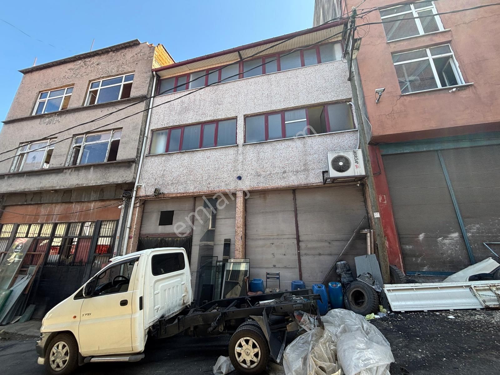 Deha Emlkak'tan Sanayi Mahallesinde Satılık 3 Katlı Bina - Görsel 19