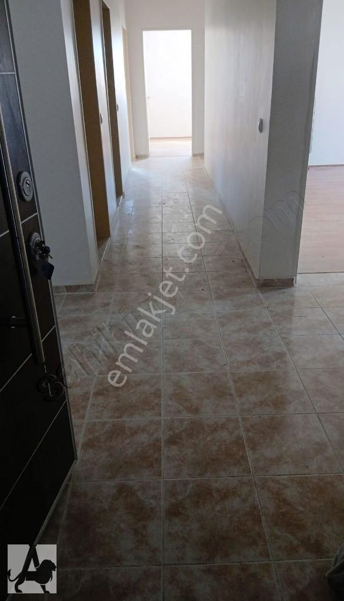 Arslan Emlak'tan Temelli Tokide Kiralık Ön Cephe Sıfır 3+1 Daire - Görsel 17
