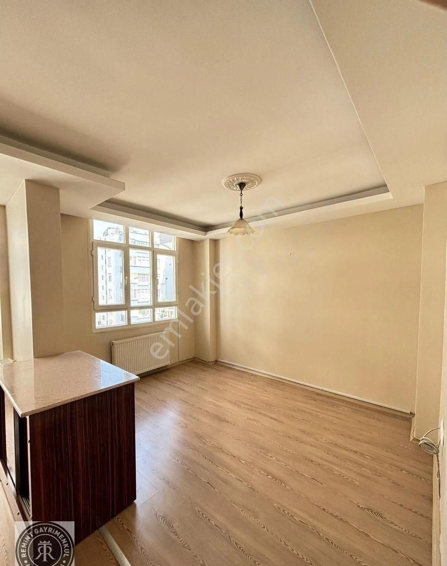 Remint’den Huzurevleri Mahallesinde Geniş 3+1 Ada Mutfak Direk Hasarsız Az Katlı Doğalgazlı Kaçmaz!! - Görsel 8