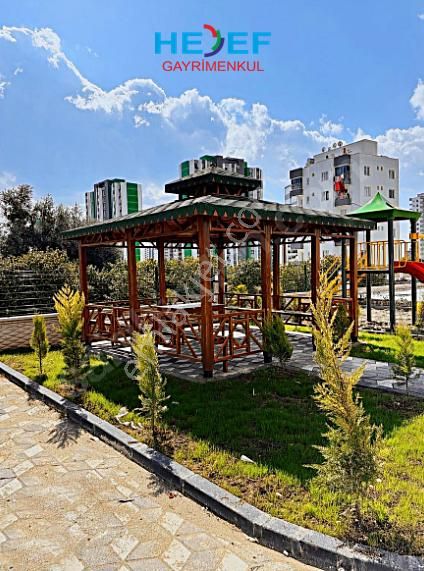 Hedef'ten Akdeniz Mah'de Site İçerisinde Havuzlu 1+1 Daire - Görsel 14