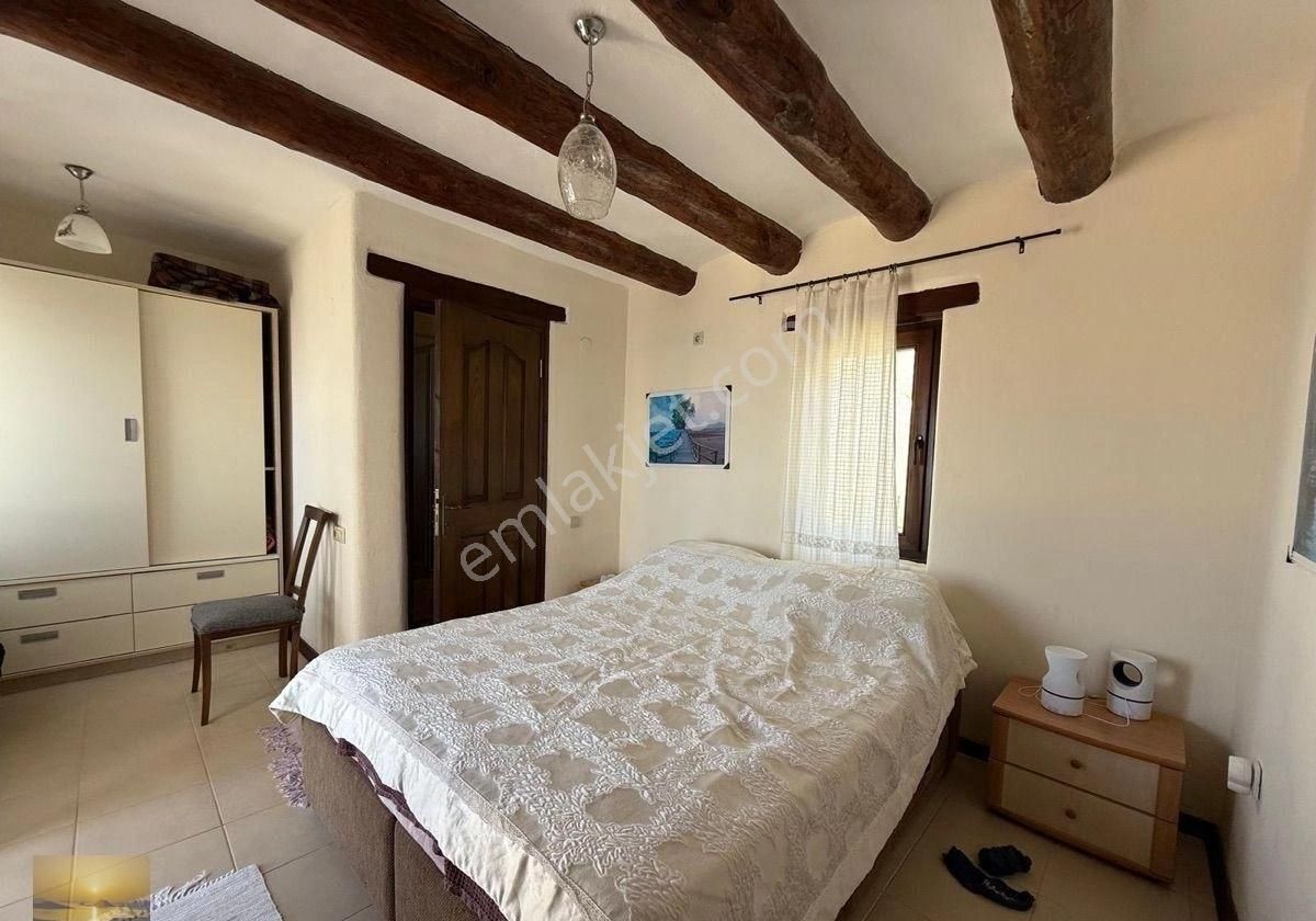 Gümüşlükte Satılık Müstakil Villa 9 Adalar Manzaralı Bahçeli Ev Bulunmaz Konumda Fırsat Yatırım - Görsel 29