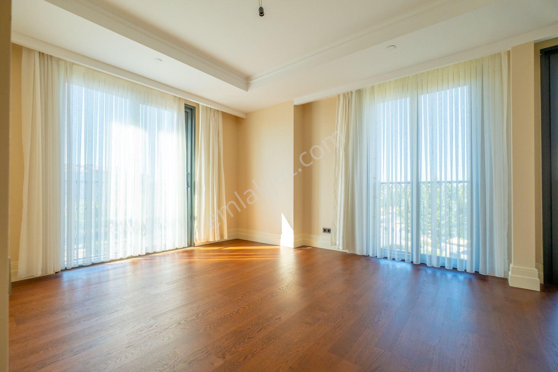 Denize Sıfır Büyük Yalıda 2+1 Yaşam Fırsatı - Görsel 18