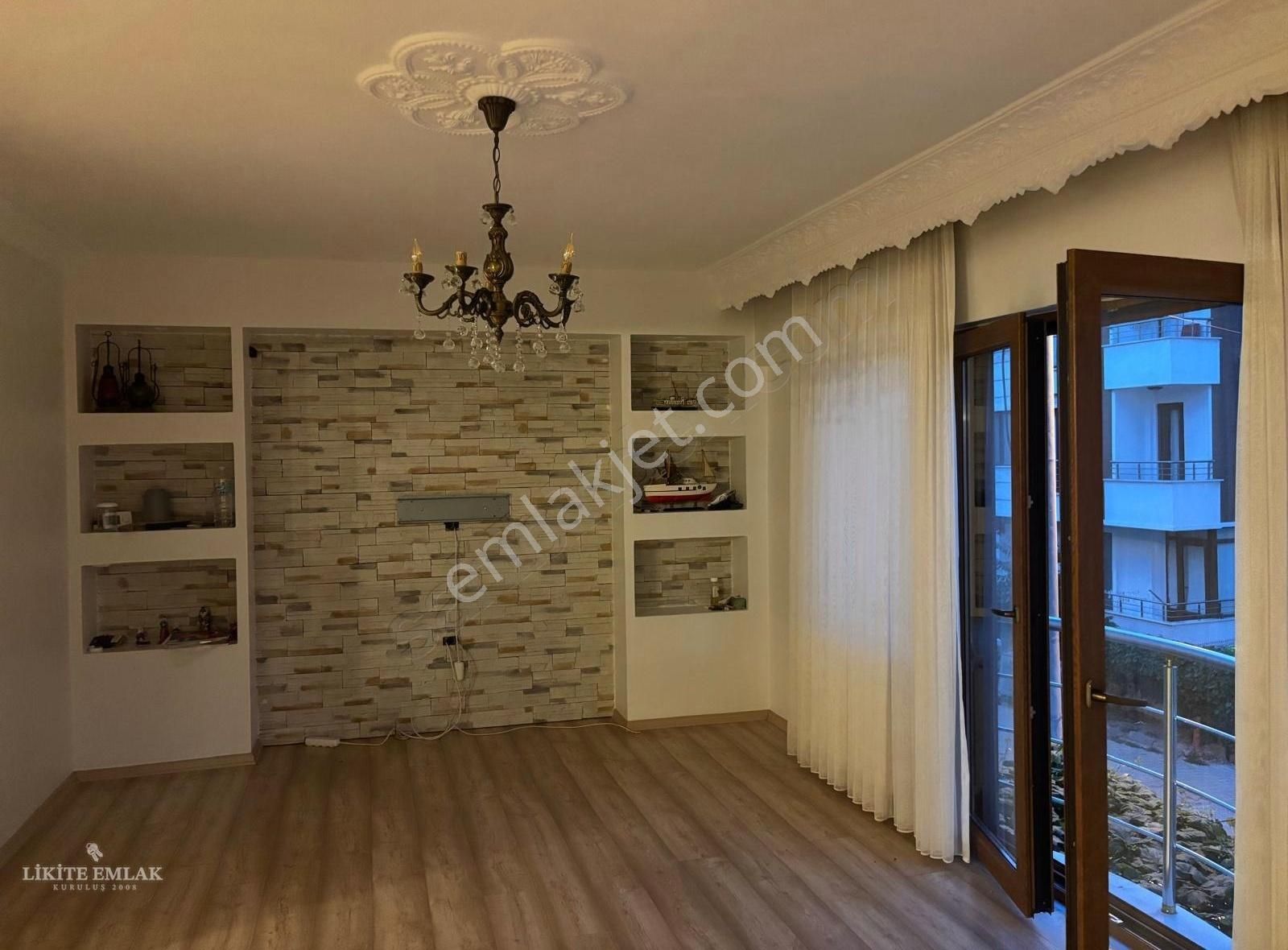 Likite Emlak'tan Yalova Merkezde Tam Müstakil Satılık Villa - Görsel 13