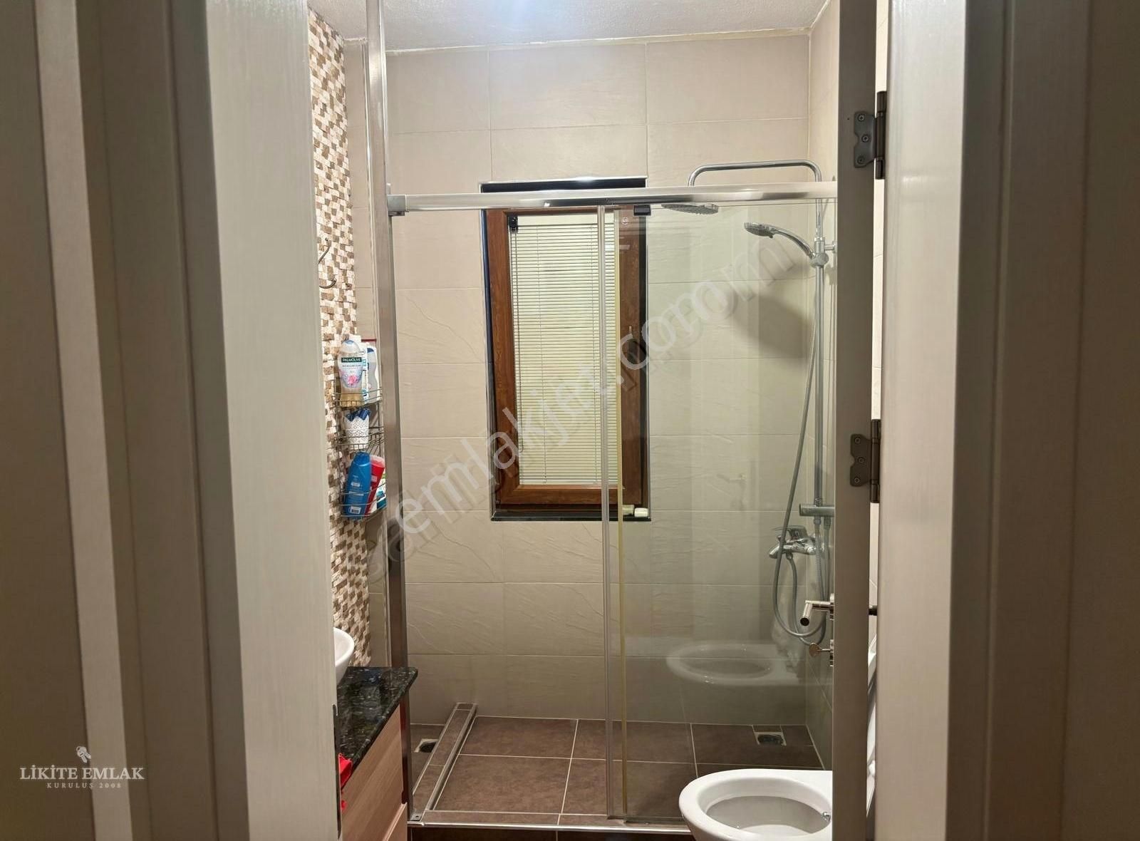 Likite Emlak'tan Yalova Merkezde Tam Müstakil Satılık Villa - Görsel 11