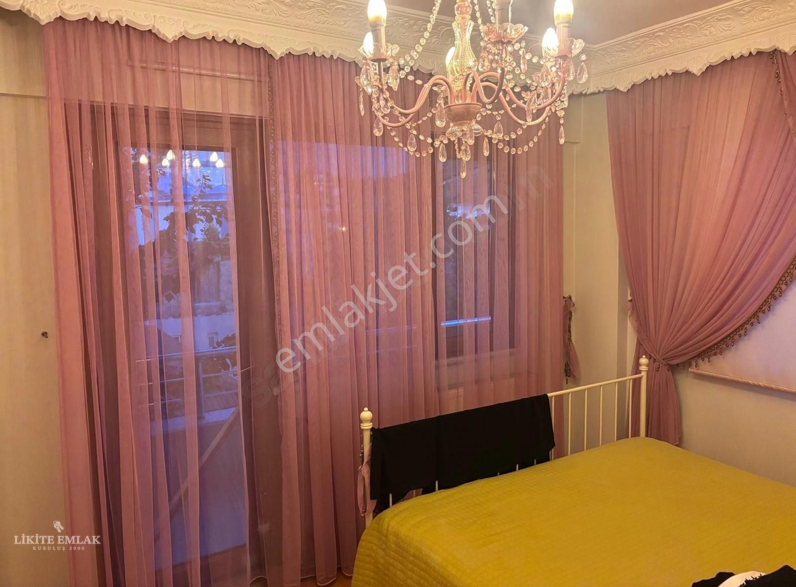 Likite Emlak'tan Yalova Merkezde Tam Müstakil Satılık Villa - Görsel 9