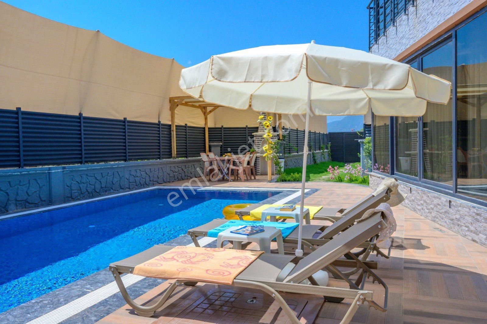 Baran Emlak Tan Çamköyde Satılık Villa - Görsel 28