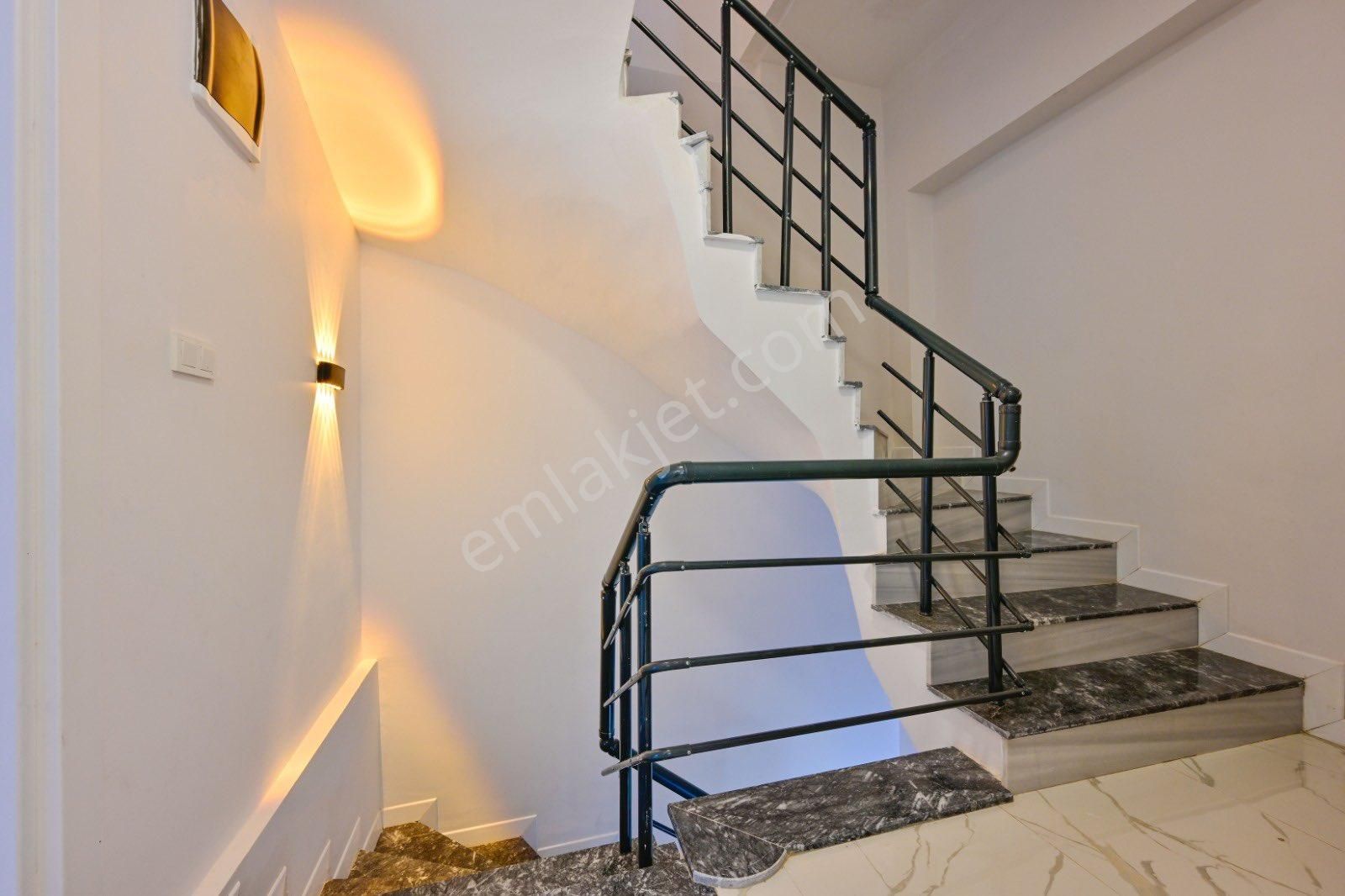 Baran Emlak Tan Çamköyde Satılık Villa - Görsel 16