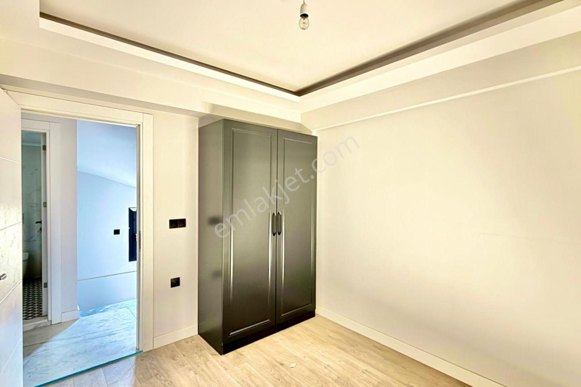 Yenifoça Fevzi Çakmak Mh. Deniz Manzaralı 4+1 Bahçeli Tripleks - Görsel 12