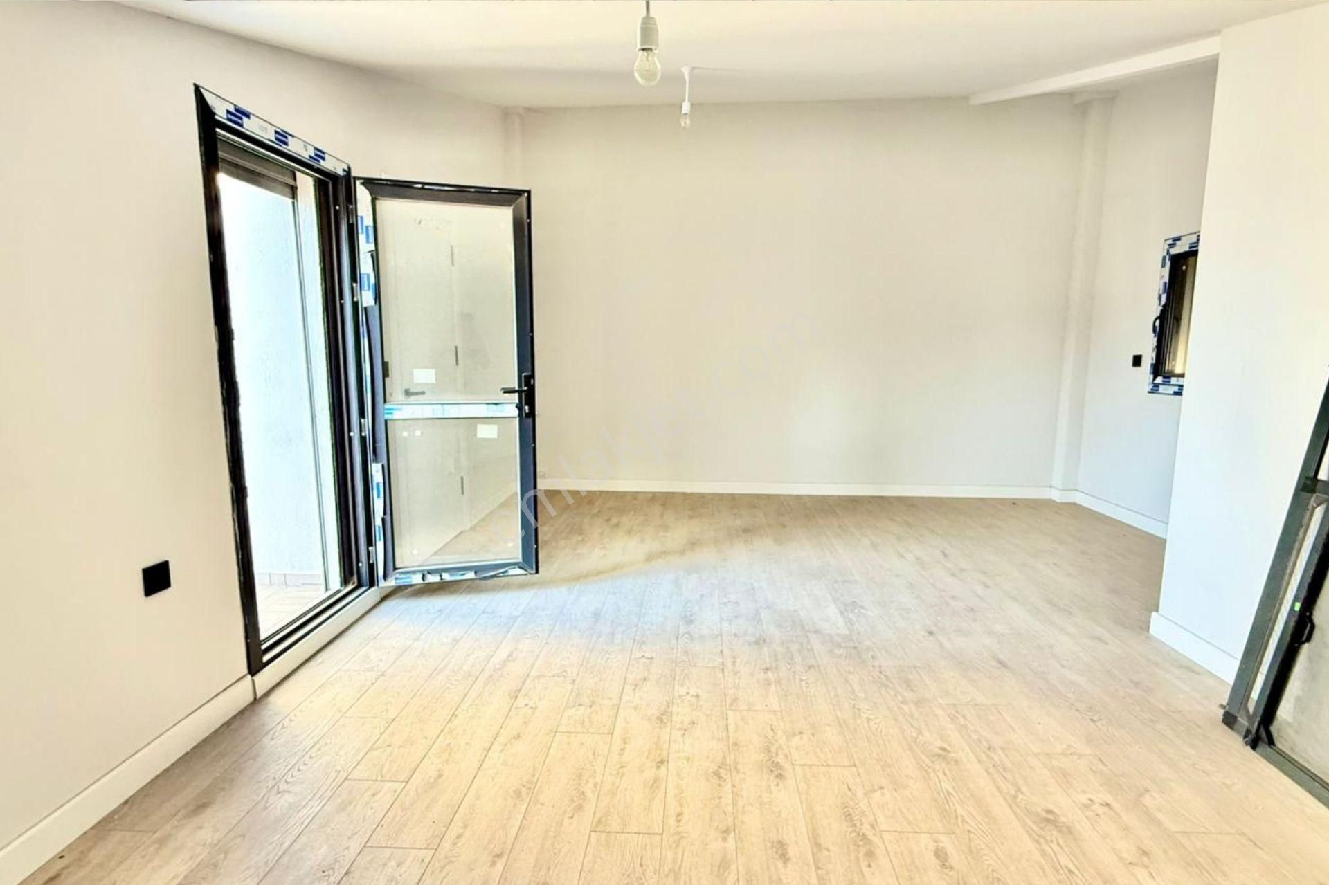 Yenifoça Fevzi Çakmak Mh. Deniz Manzaralı 4+1 Bahçeli Tripleks - Görsel 19