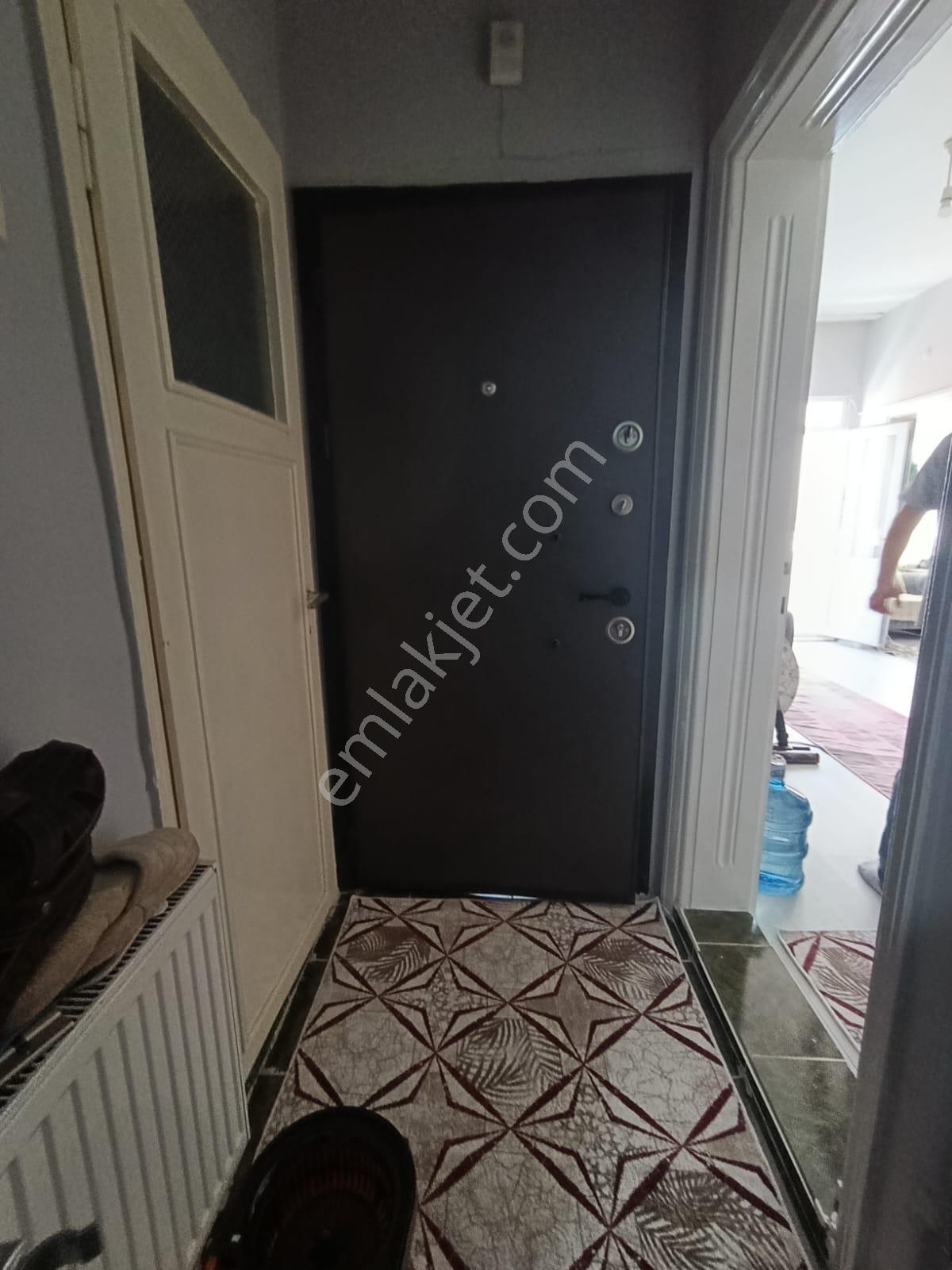 Yenimahallede Satılık 2+1 Ara Kat Daire - Görsel 17