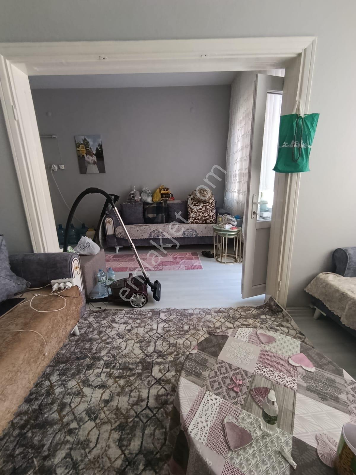 Yenimahallede Satılık 2+1 Ara Kat Daire - Görsel 7