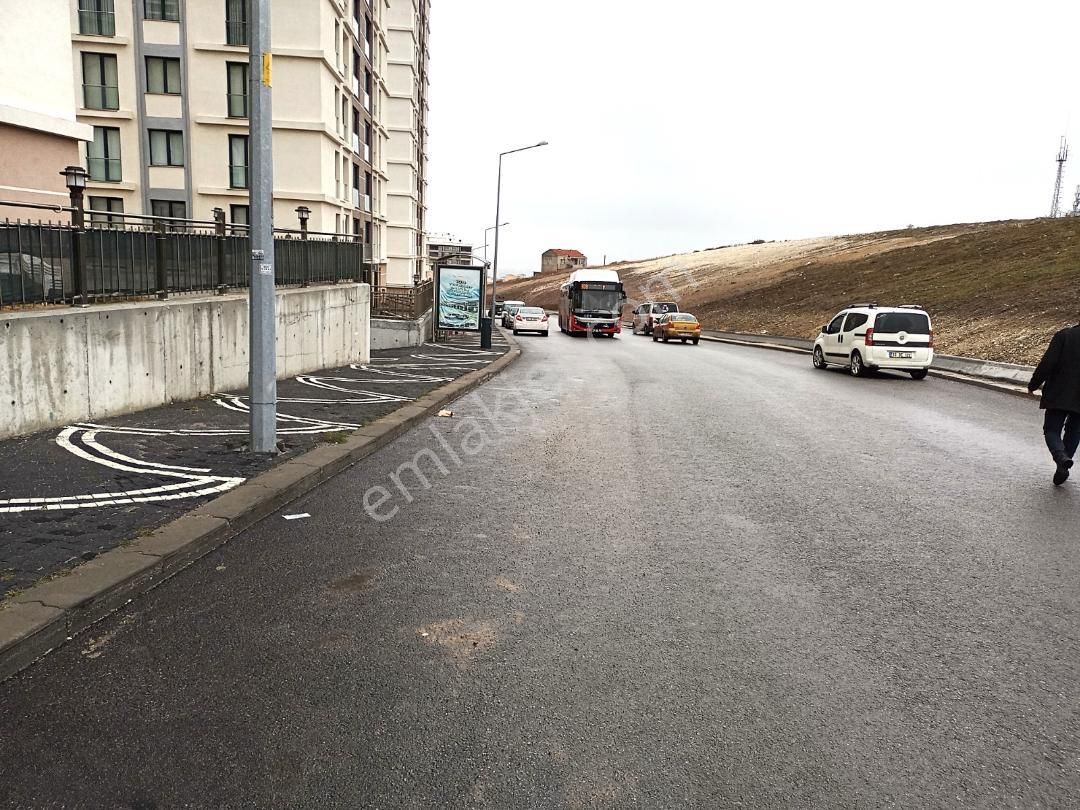 Balıkesir Karesi Baltoklarda Kiralık 2+1 Daire - Görsel 21