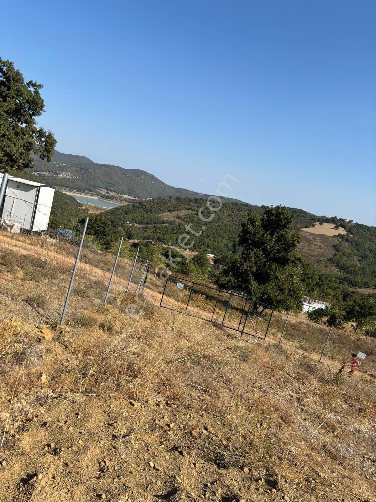 Bursa Kılıç Tan Nüzhetiye De Göl Manzaralı Satılık 220m2 Hobi Bahçesi - Görsel 2