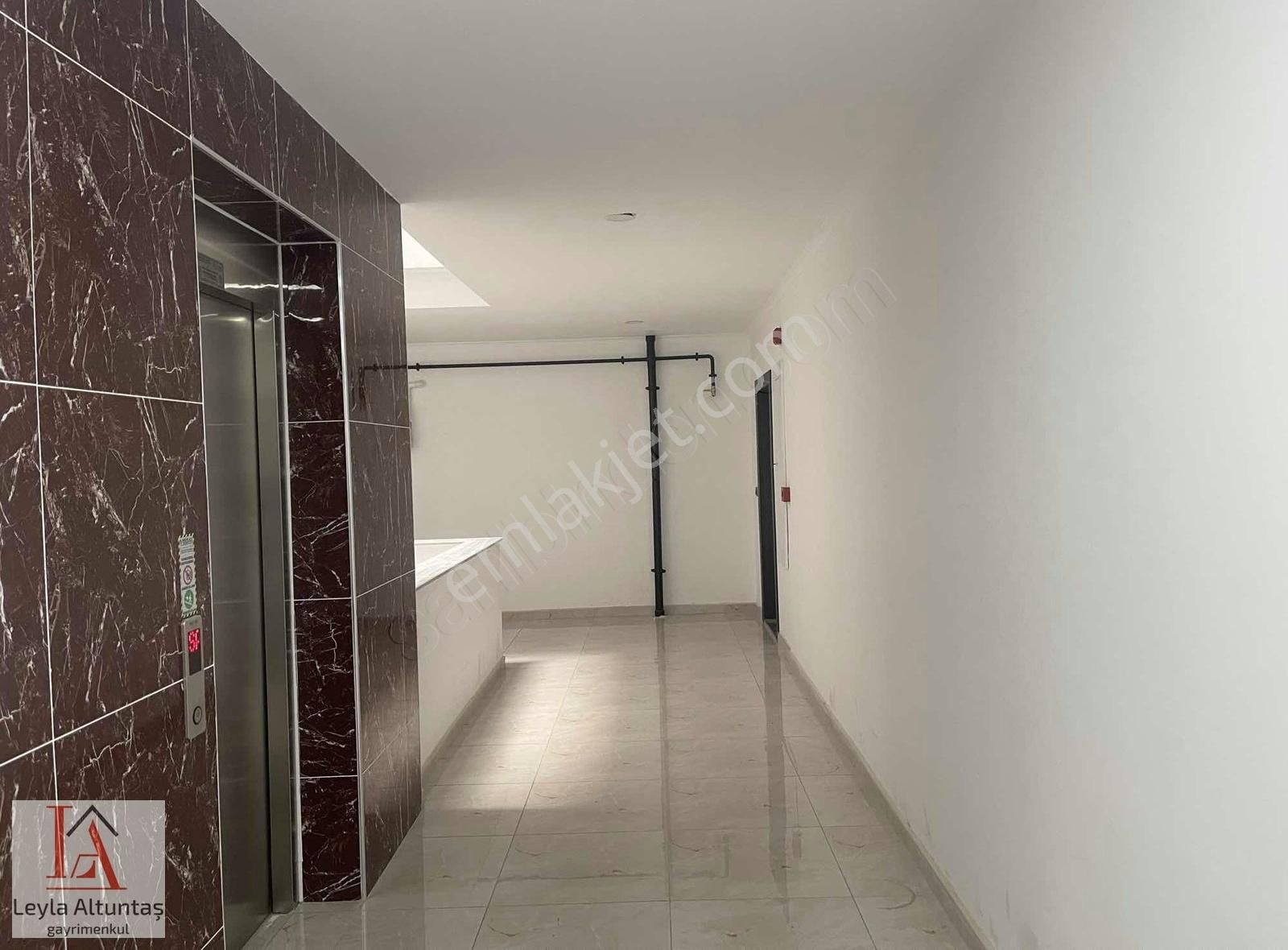 Kaşüstü Merkezde Satılık 155 M2 Ofis/ Konut - Görsel 20