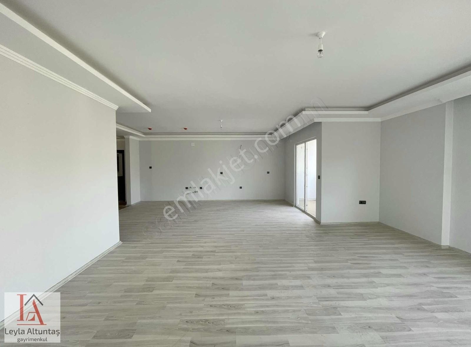 Kaşüstü Merkezde Satılık 155 M2 Ofis/ Konut - Görsel 34