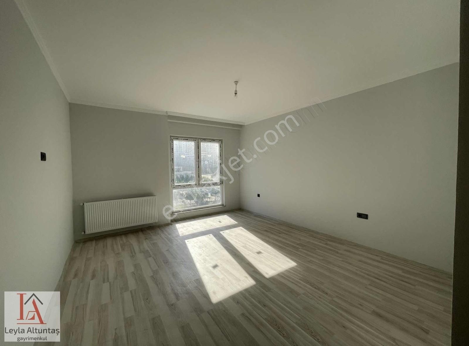 Kaşüstü Merkezde Satılık 155 M2 Ofis/ Konut - Görsel 4