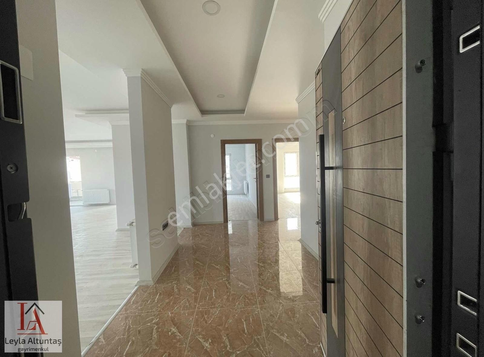 Kaşüstü Merkezde Satılık 155 M2 Ofis/ Konut - Görsel 7