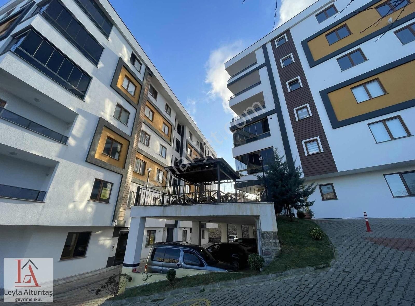 Yalıncakta Satılık Sıfır Fırsat 4+1 Daire. - Görsel 10