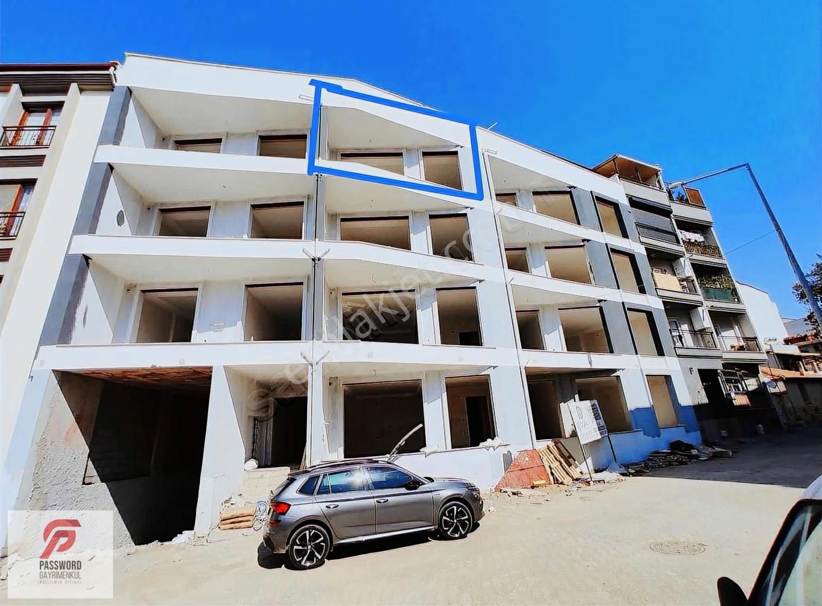 Seferihisar Turabiye'de Satılık Ön Cephe 3+1 Dubleks Daire