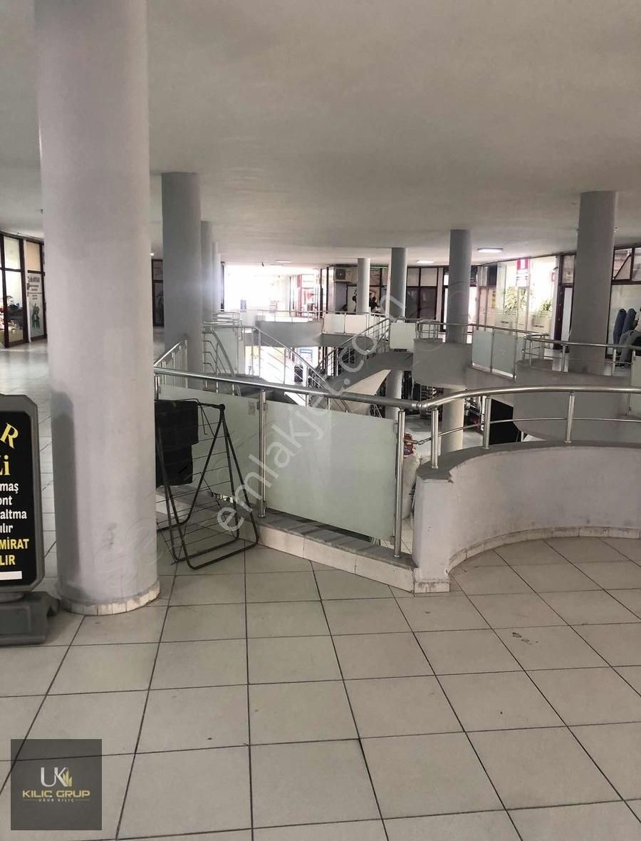 Yenikent Venüs İş Merkezinde Satılık Dükkan - Görsel 11