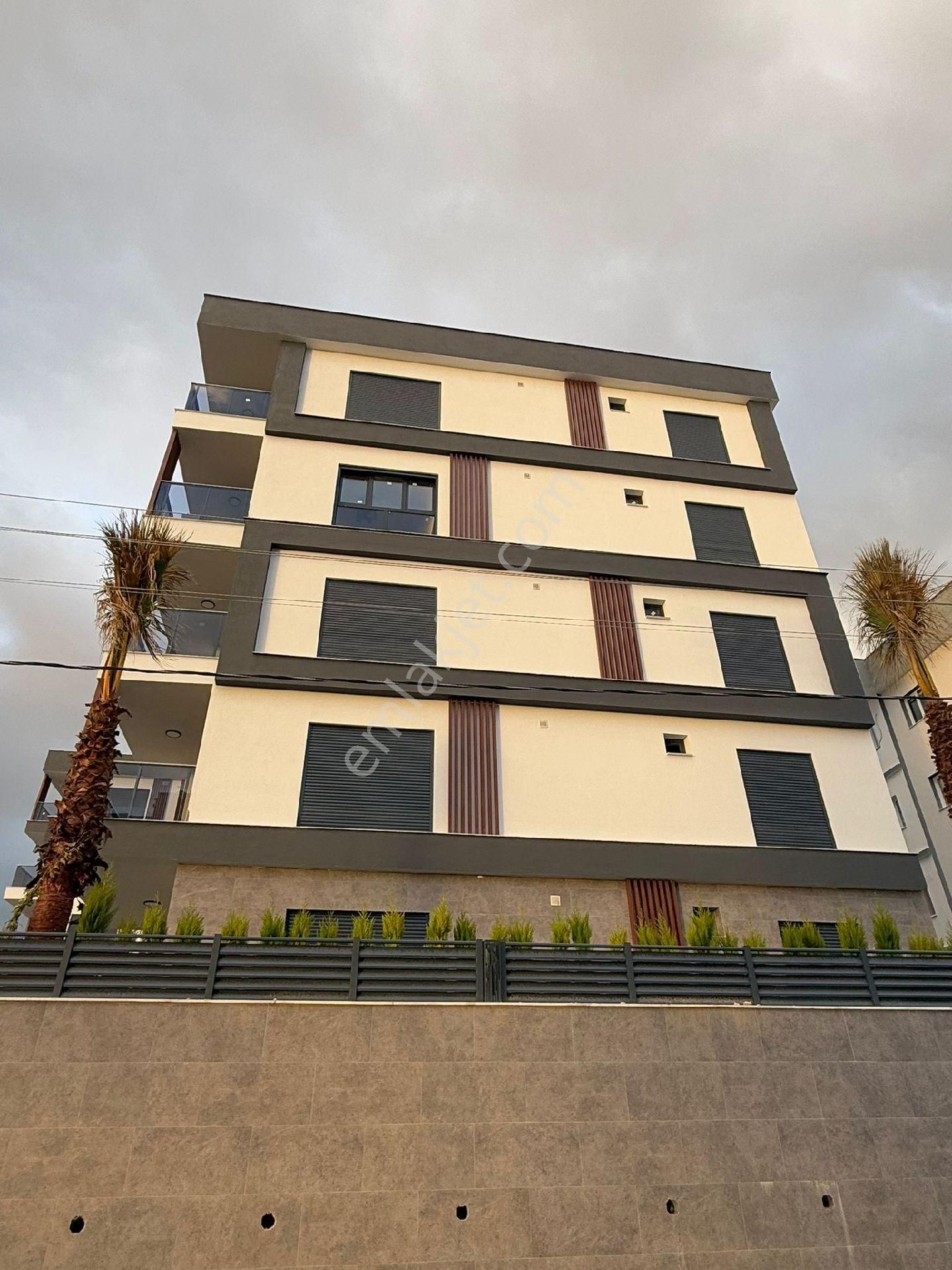 Kuşadası Satılık 3+1 Daire - Görsel 14