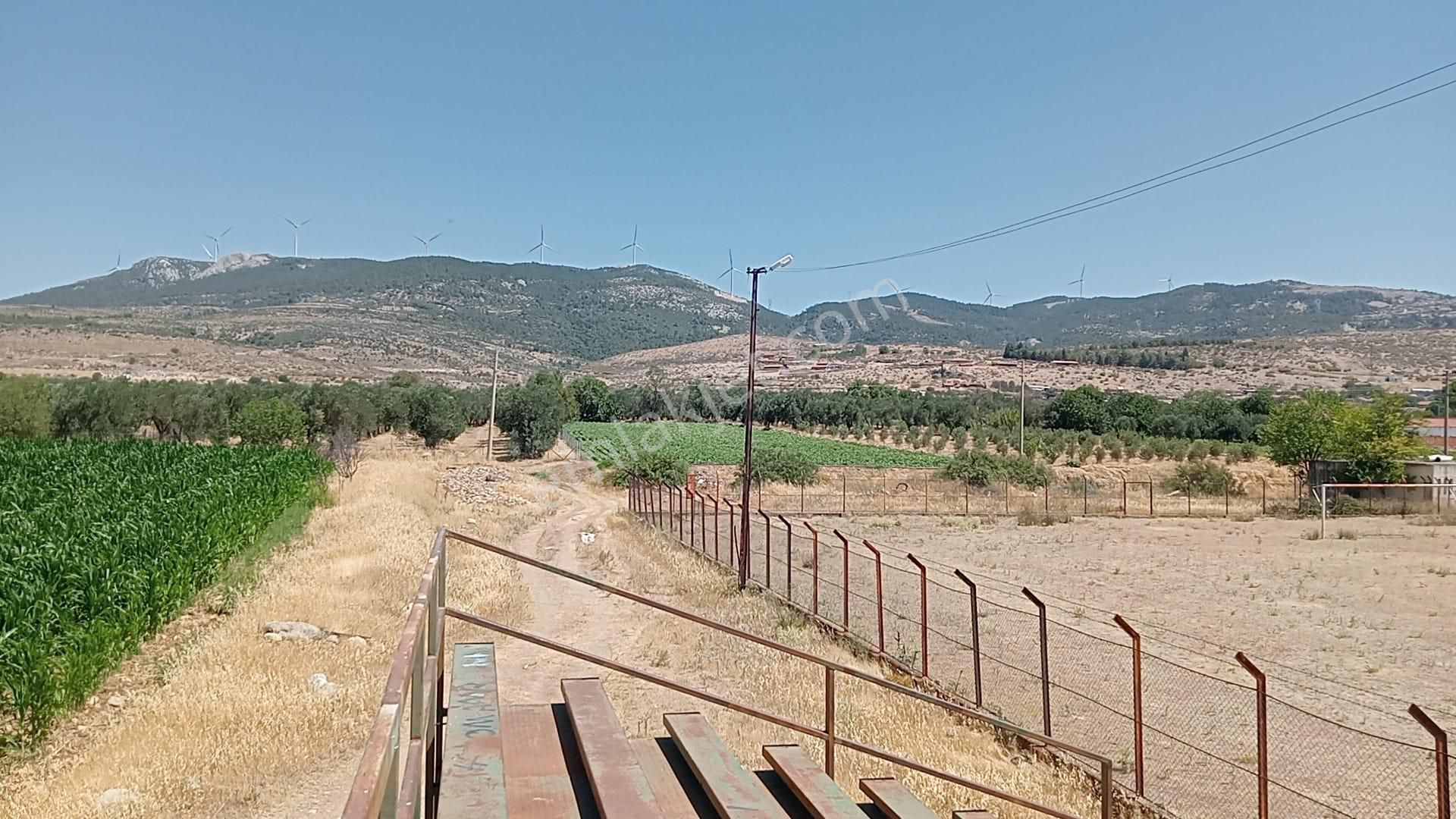 Komutan Emlaktan Bergama Göçbeylide Yatırımlık Arsa - Görsel 18