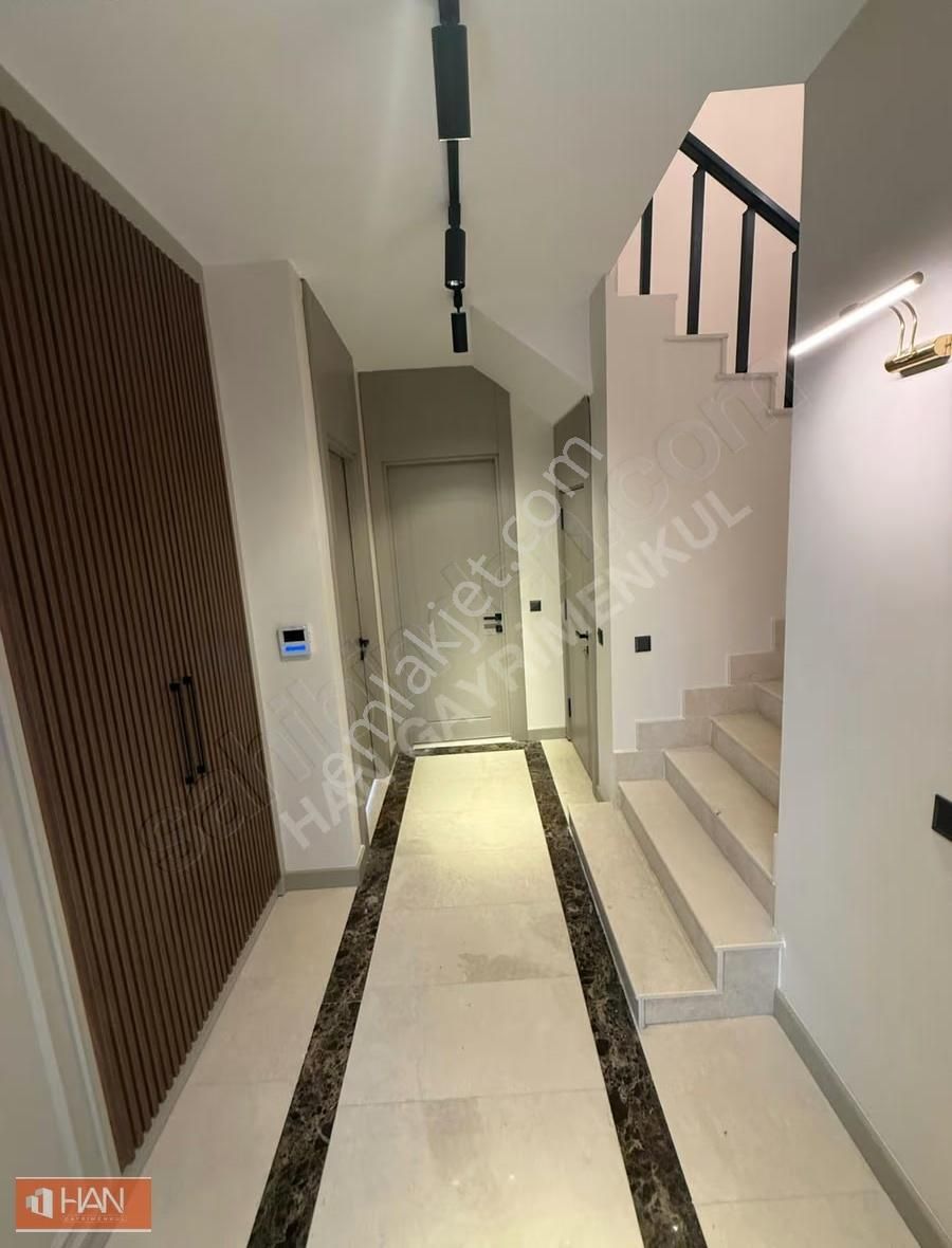 Kepez'de 5+1 Ultra Lüks Havuzlu Jakuzili Villa - Görsel 7