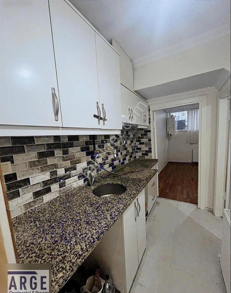 Merkezi Konumda Satılık 1 + 1 Daire - Görsel 9