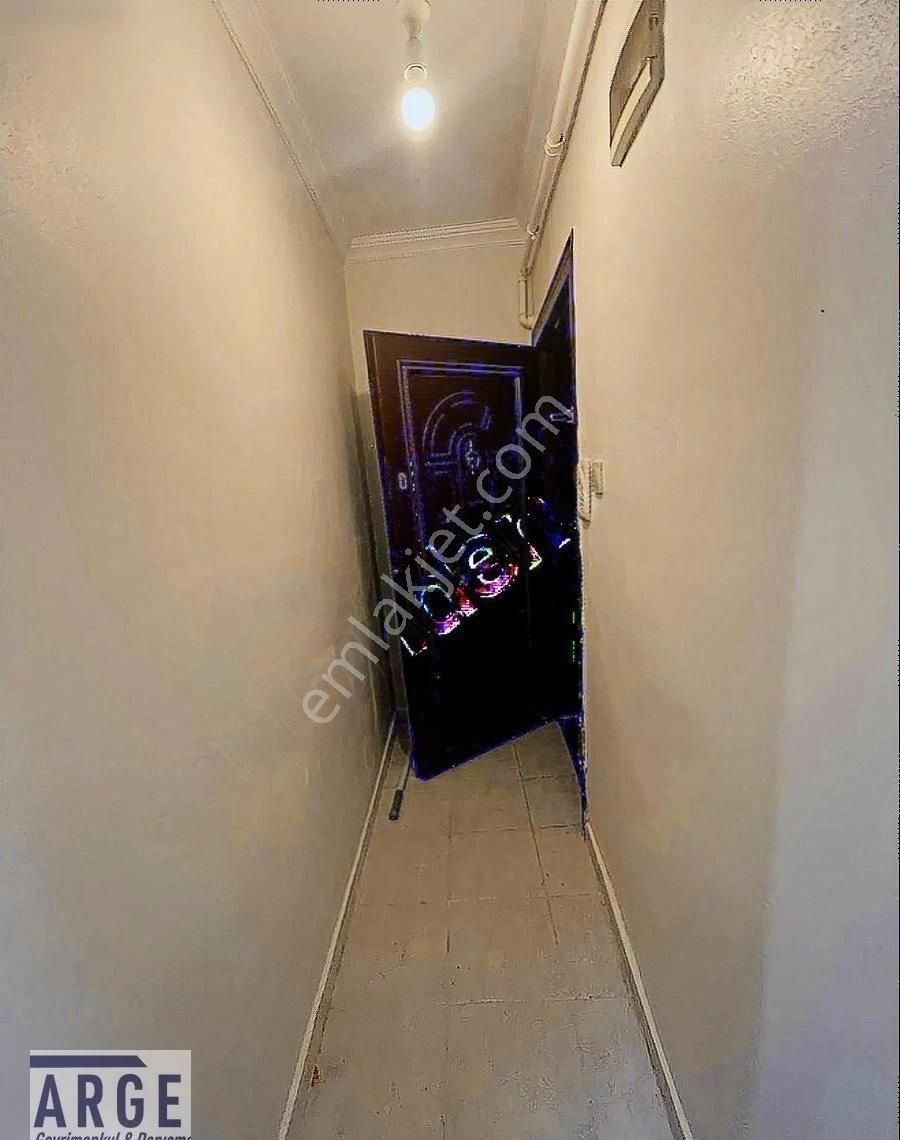 Merkezi Konumda Satılık 1 + 1 Daire - Görsel 3