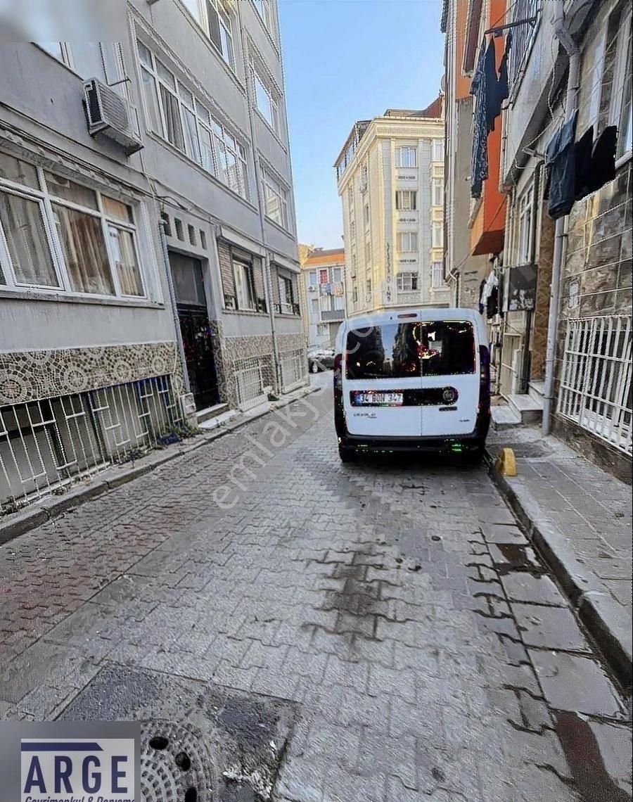 Merkezi Konumda Satılık 1 + 1 Daire - Görsel 8