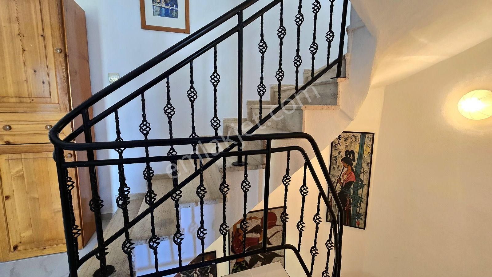 Bodrum Torba'da Satılık Bahçeli Trıplex Müstakil Ev - Görsel 16