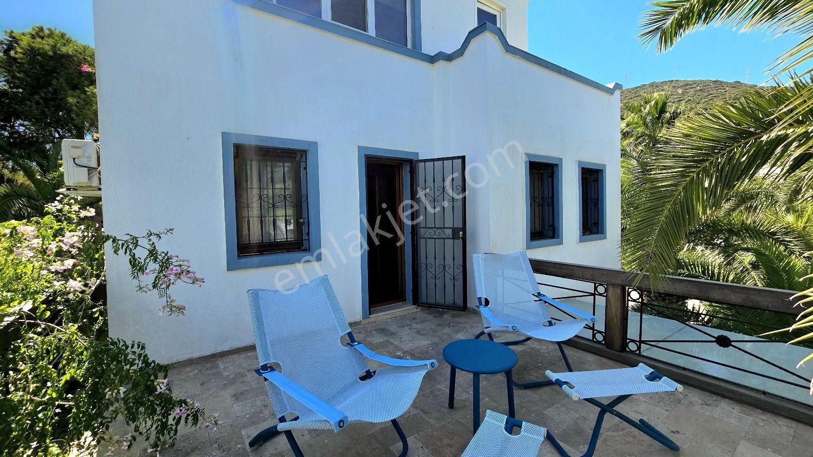 Bodrum Torba'da Satılık Bahçeli Trıplex Müstakil Ev - Görsel 23