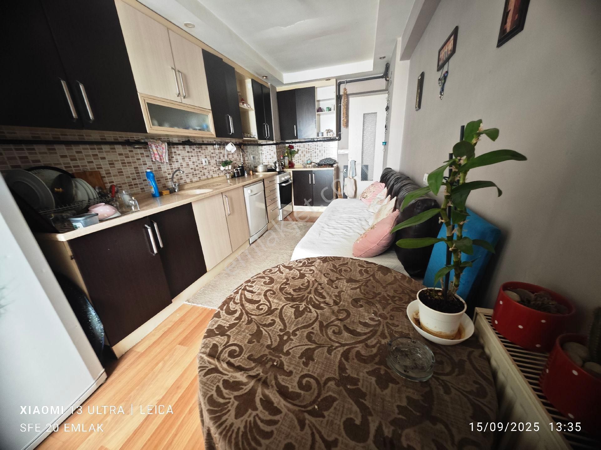 Denizli Fesleğen Mahallesi'nde Satılık Çift Balkonlu 3+1 Daire - Görsel 5