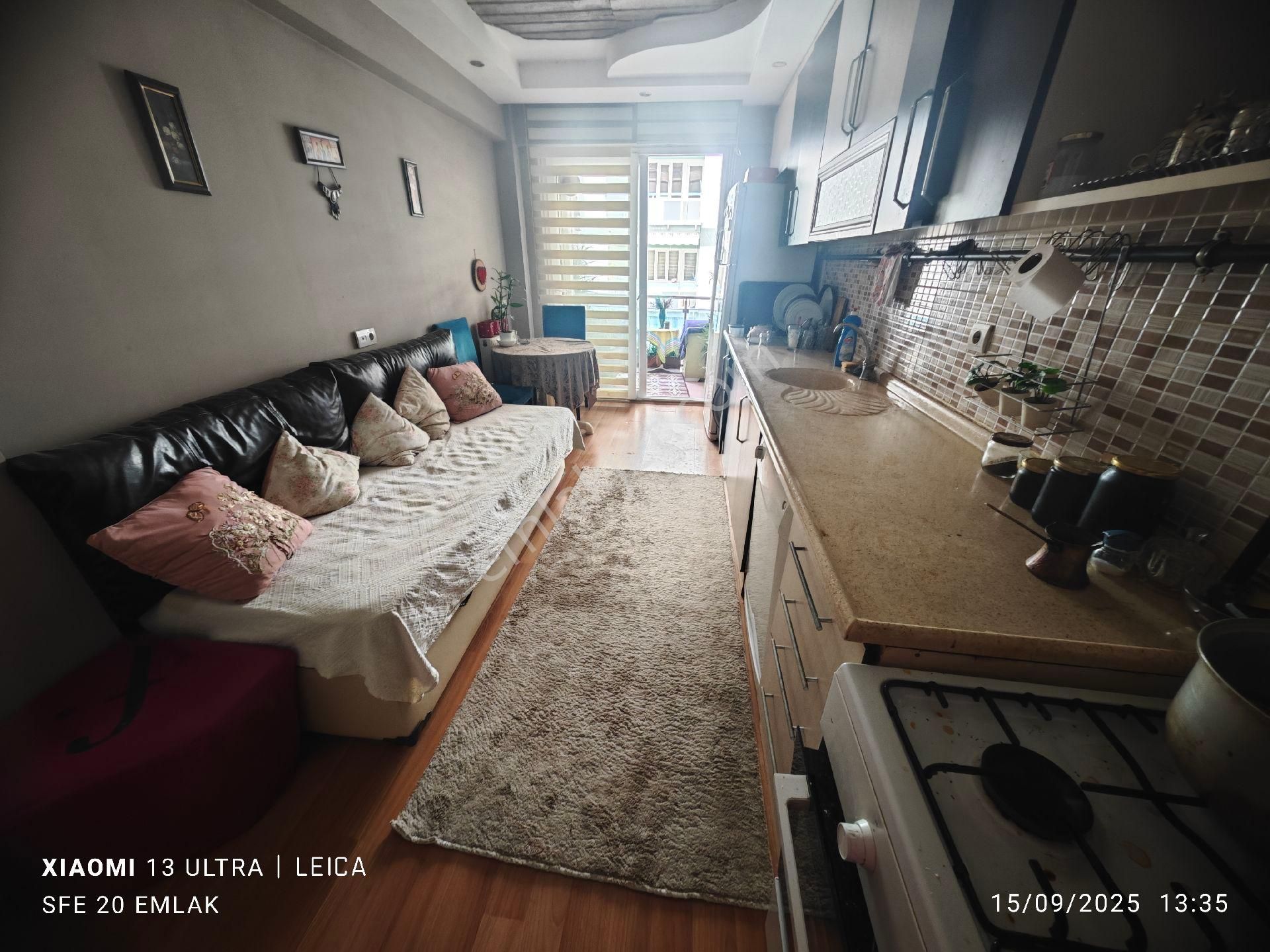 Denizli Fesleğen Mahallesi'nde Satılık Çift Balkonlu 3+1 Daire