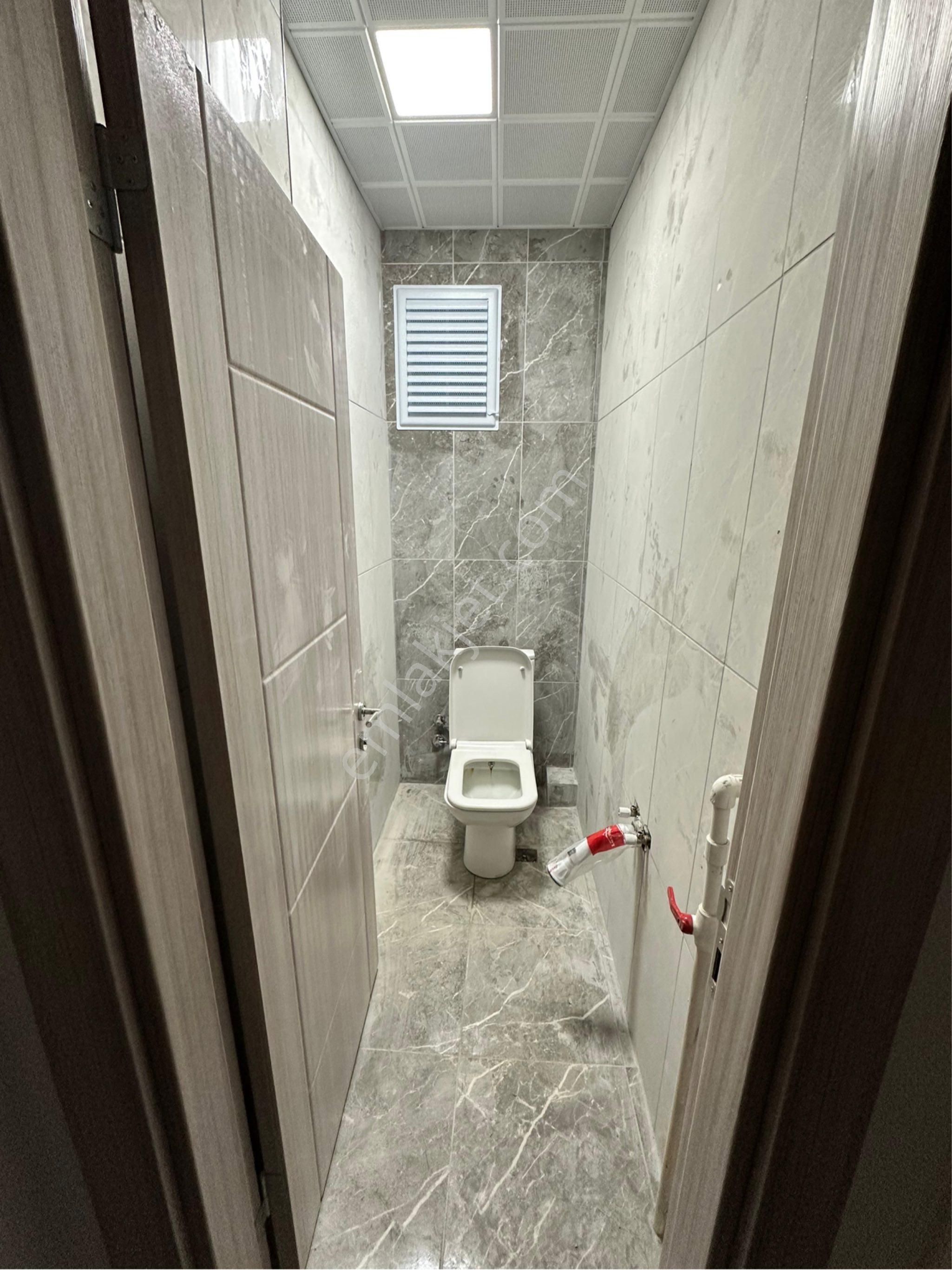 Yakacık Mahallesinde 3+1 Full Yapılı Daire - Görsel 3