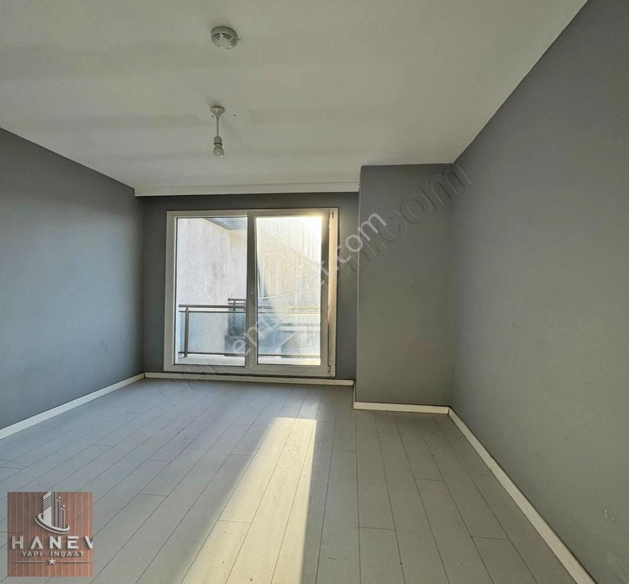 Metrobüse 10 Dakika Site İçerisinde 2+1 Satılık Daire - Görsel 15