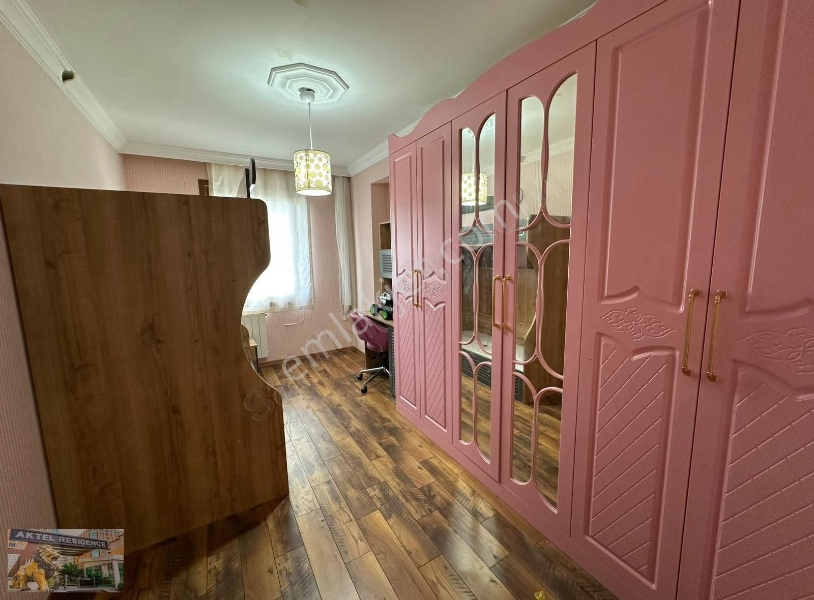 Aktel Satış Ofisinden Göl Manzaralı Ultra Lüx 7+1 Satılık Dublex - Görsel 22