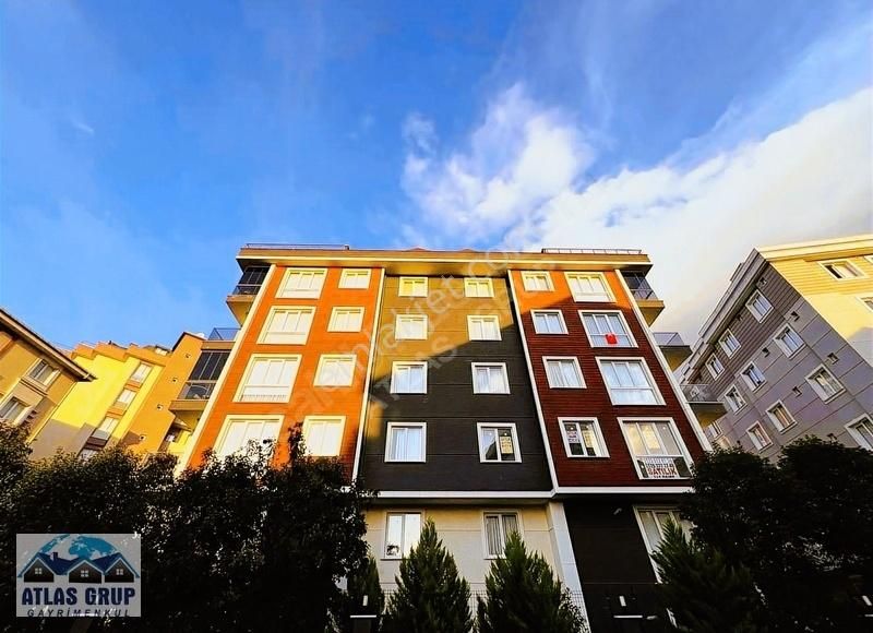 Beylikdüzü Gürpınar Pazar Yolu Üstünde Sıfır 2+1 Satılık Daıre