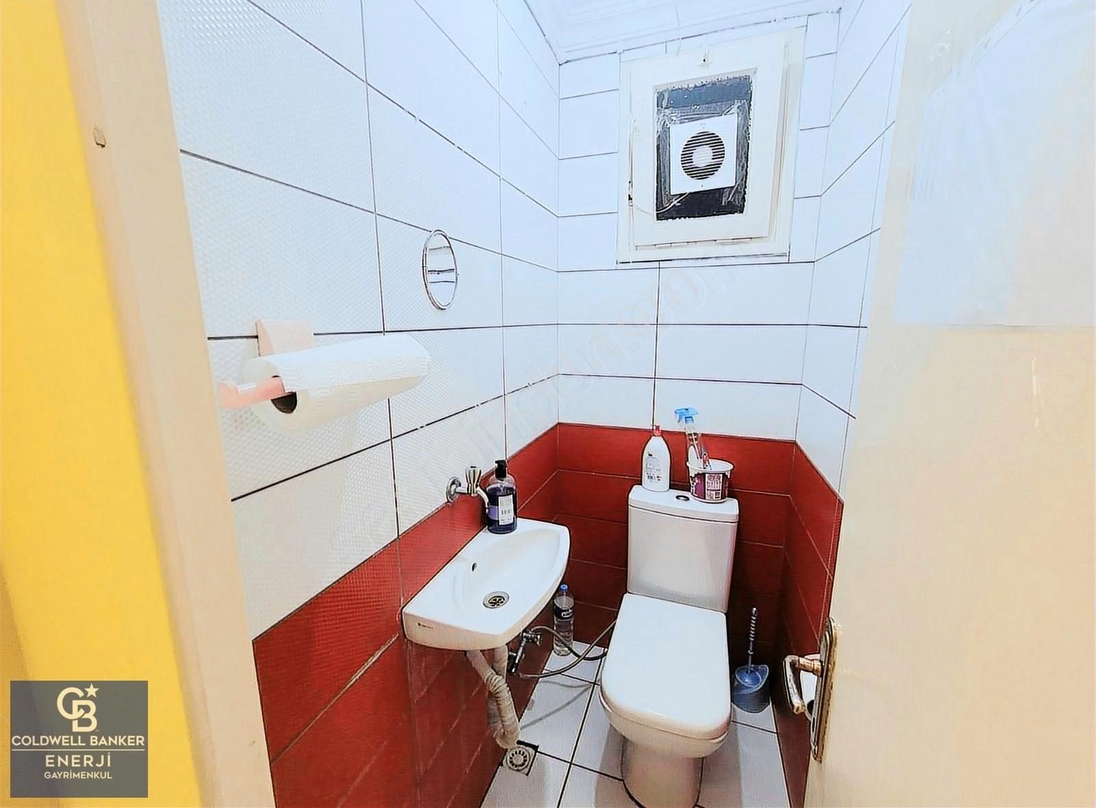 Nişantaşı Osmanbey Şair Nigar Sokakta Satılık 120 M2 İşyeri - Görsel 2