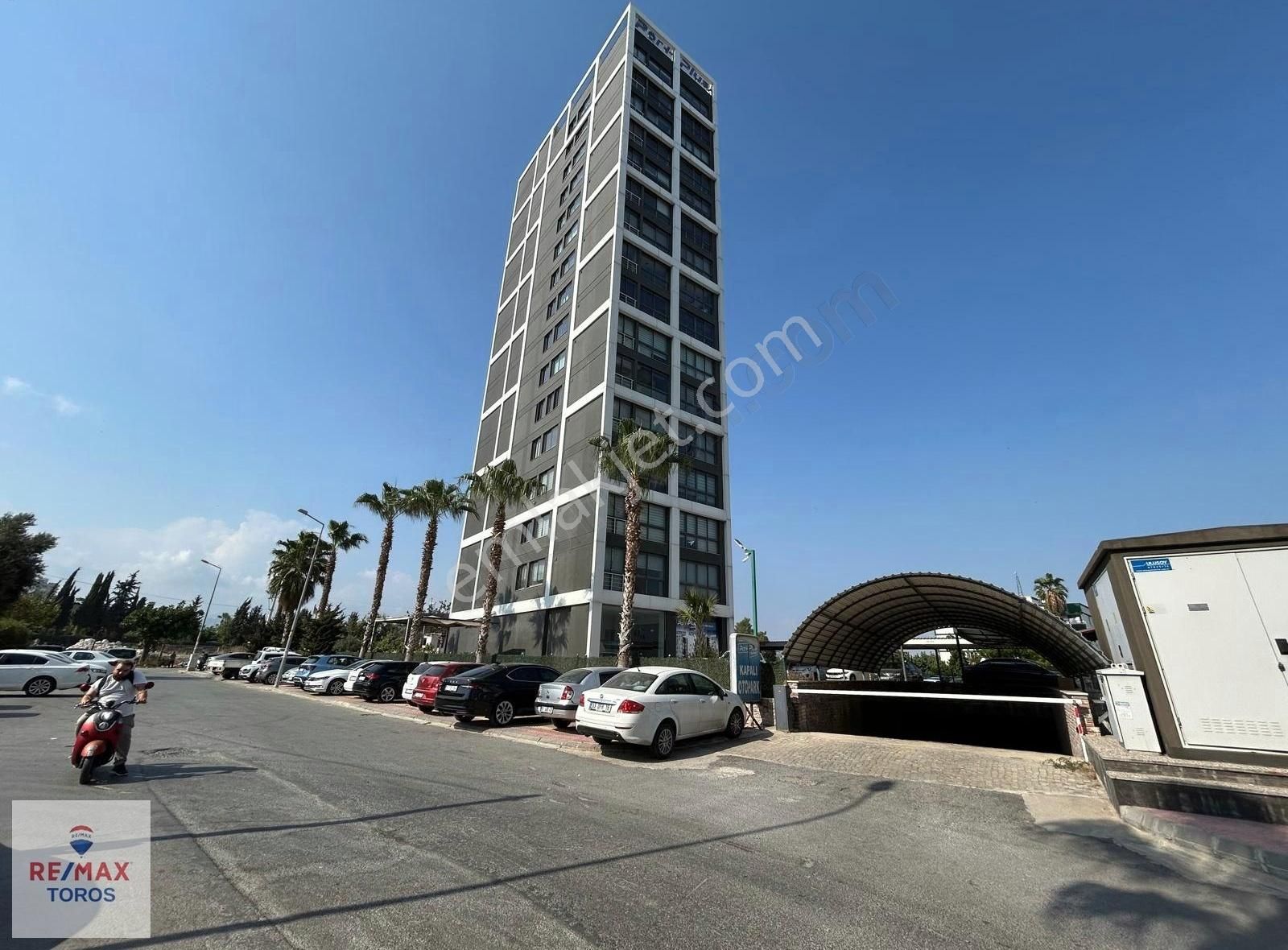 Remax Toros'tan Mersin Limanı'nın Kalbinde Kiralık Ofis Katı