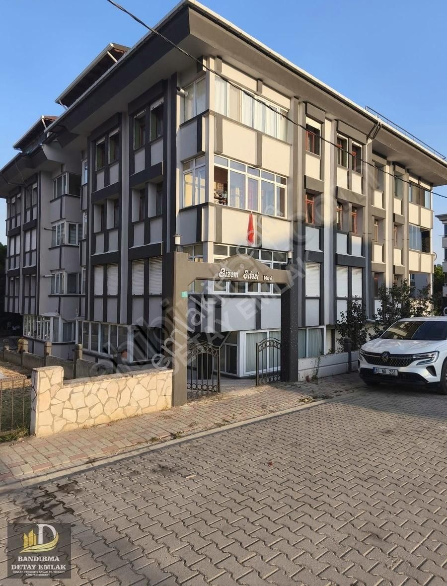 Detay Emlak'tan Paşakonak Mahallesinde 2+1 Satılık Daire!!!