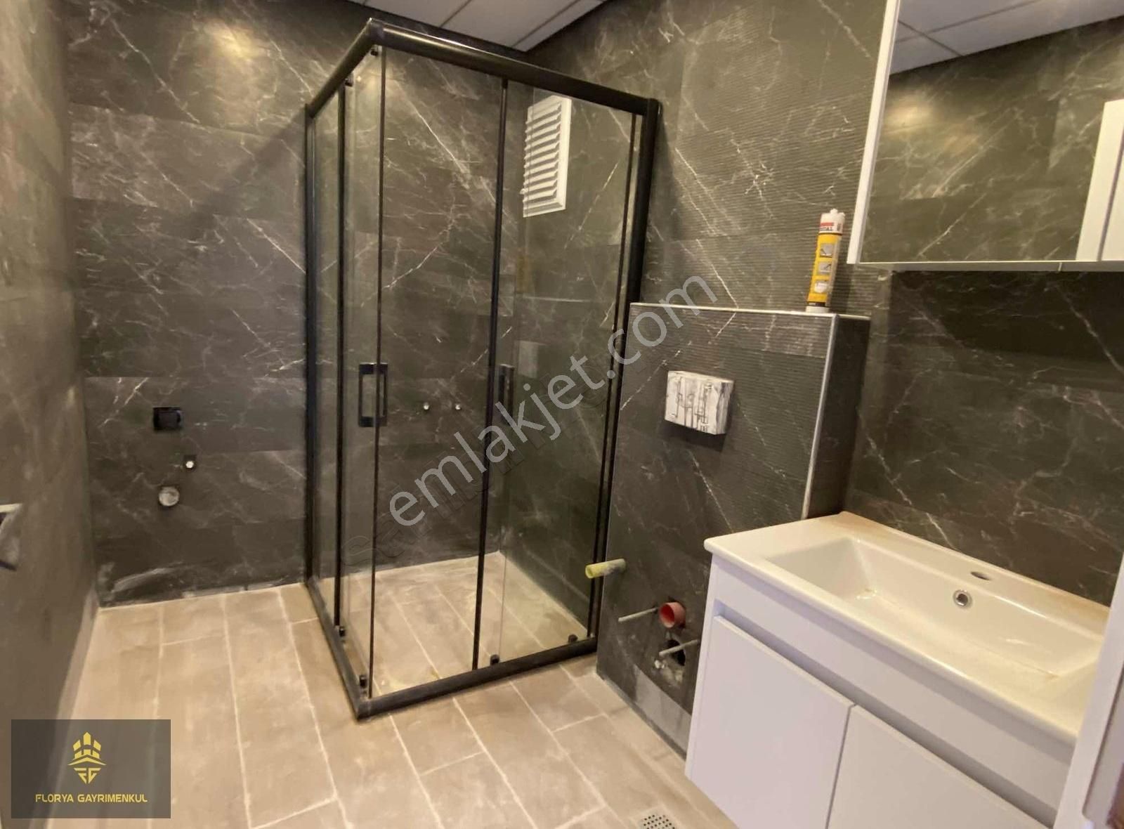 Florya'dan Zeminden Isıtmalı Ebeveyn Banyolu Daireler - Görsel 13