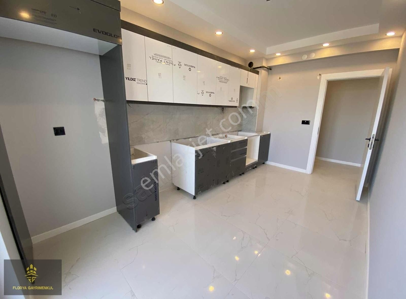 Florya'dan Zeminden Isıtmalı Ebeveyn Banyolu Daireler - Görsel 5