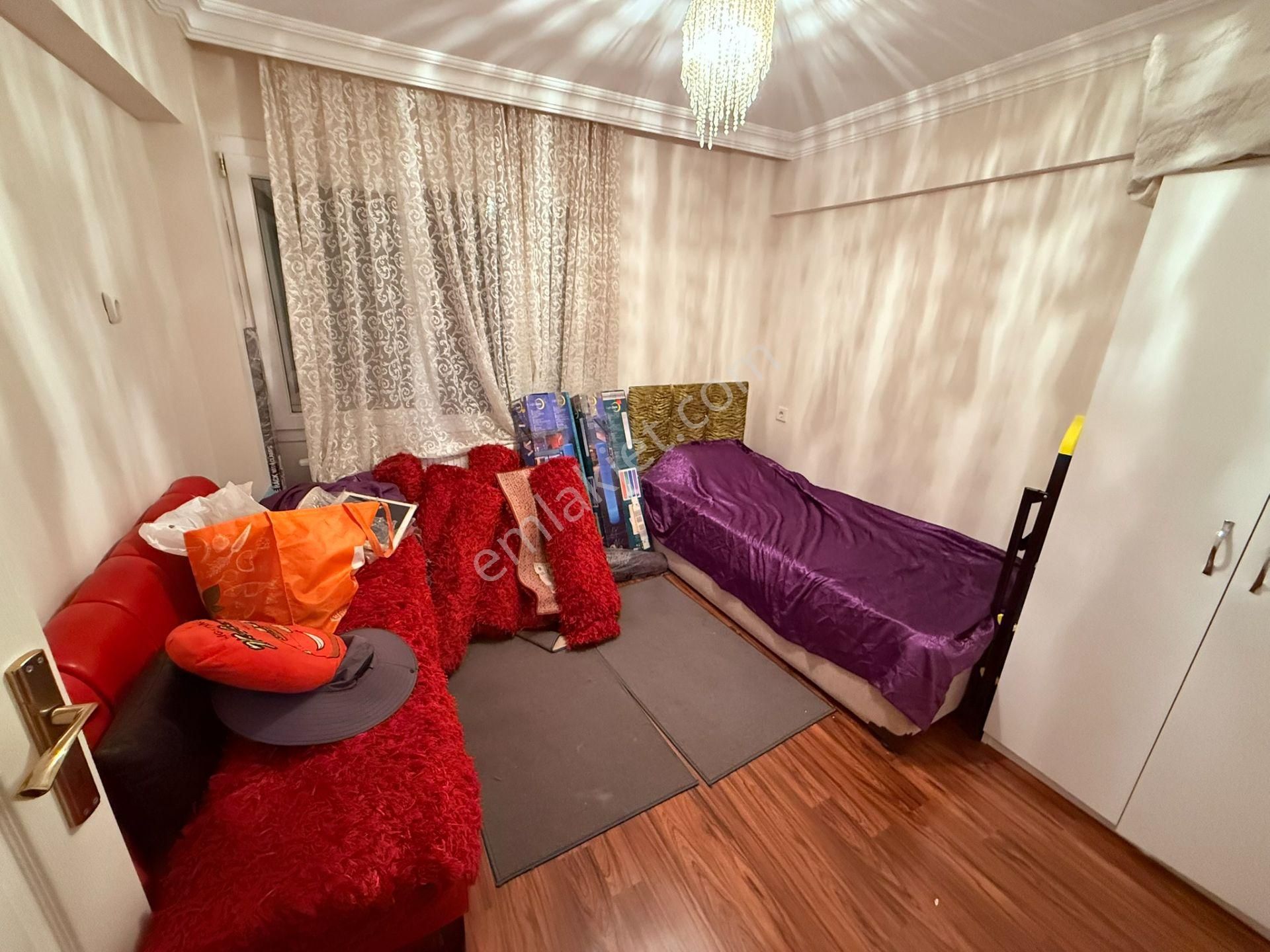 Balçova Ata Caddesi Üzerinde Satılık Manzaralı 3+1 Bakımlı Daire - Görsel 13