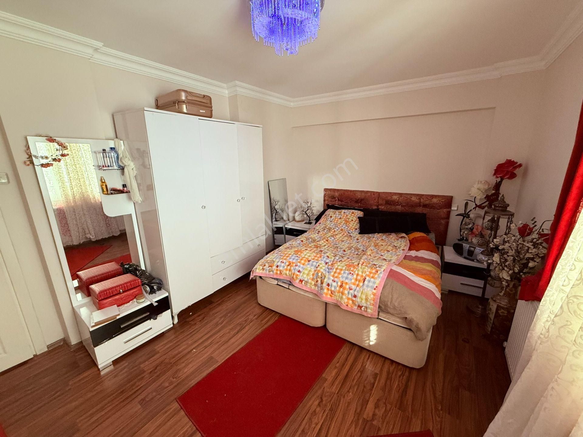 Balçova Ata Caddesi Üzerinde Satılık Manzaralı 3+1 Bakımlı Daire - Görsel 11